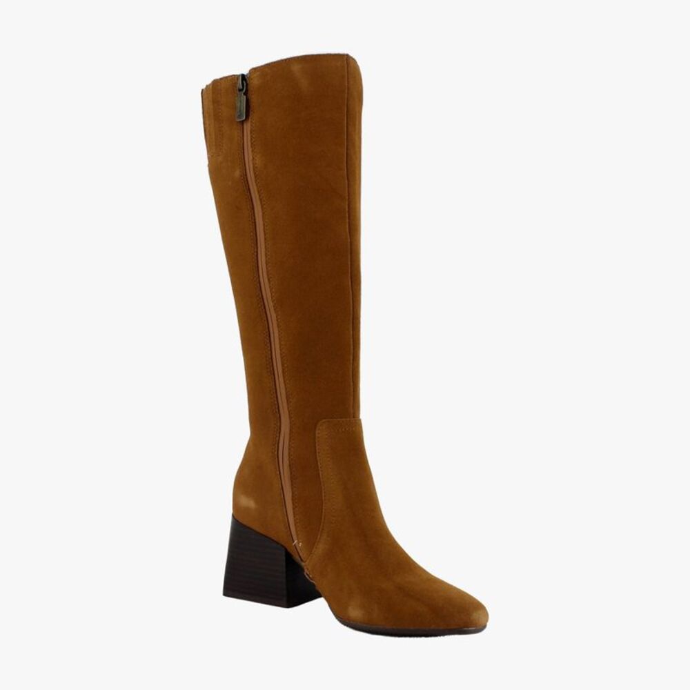 Blondo Tessa Cognac Suede